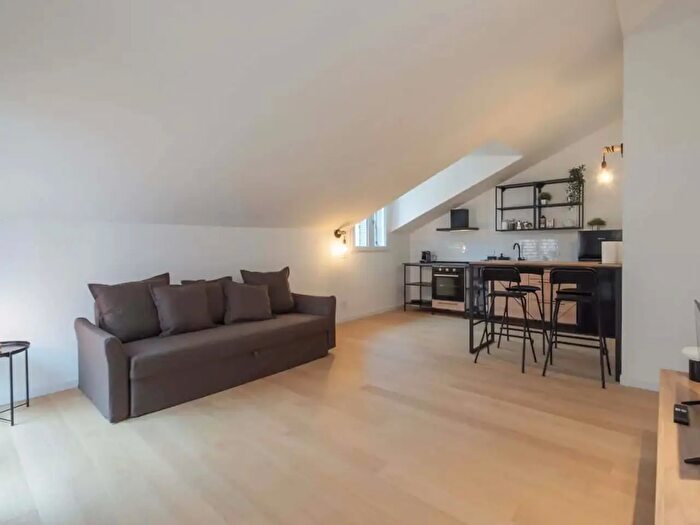 Appartamento monolocale in affitto in Via Errico Petrella, Milano