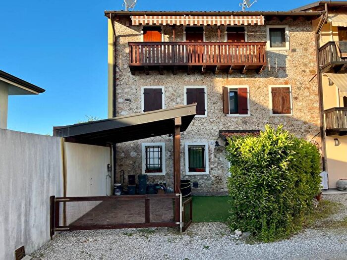 Appartamento quadrilocale in affitto in Via Cormor Alto, Viale Venezia Cormor, Udine