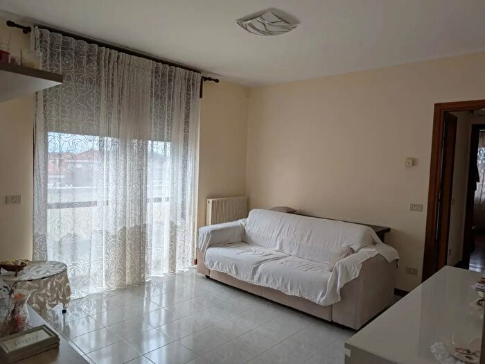 Appartamento bilocale in vendita in Via Enrico Millo, Piacenza