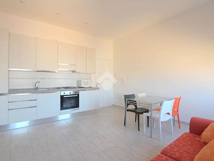 Appartamento bilocale in affitto in Via Sigismondo Arquer, Marina, Cagliari