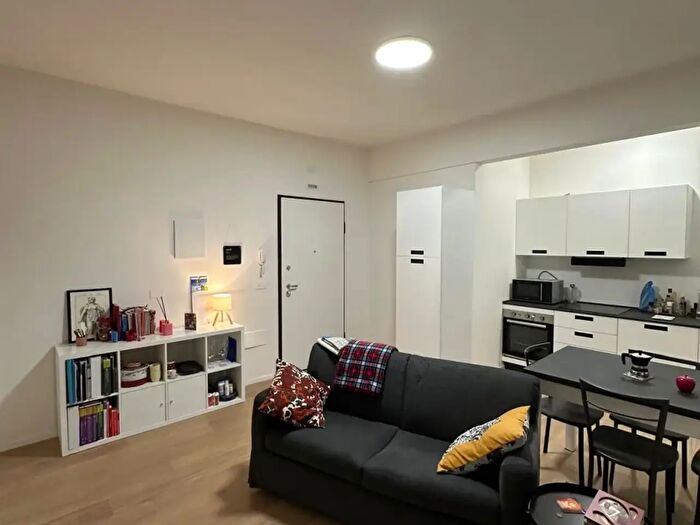 Appartamento bilocale in vendita in Piazza della Libertà, Ancona