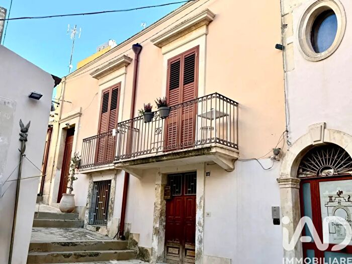 Casa bilocale in vendita in Vicolo Cernaia, Noto