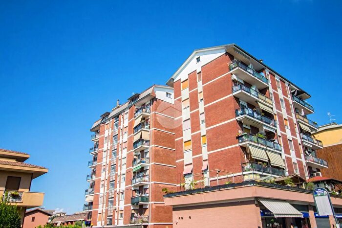 Appartamento bilocale in vendita in Via Monviso, Garbagnate Milanese