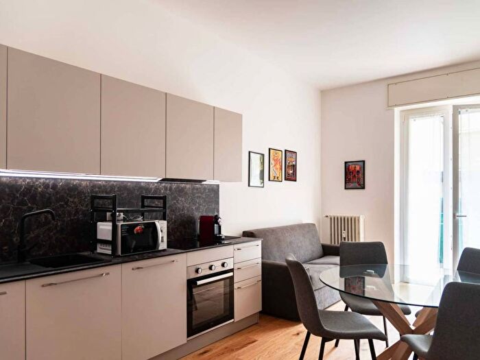 Appartamento bilocale in affitto in Via Giulio Cesare Procaccini, Paolo Sarpi, Milano