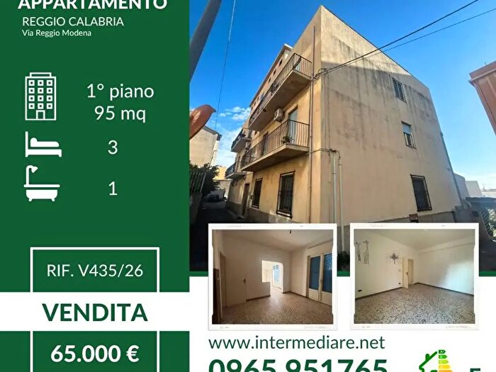 Appartamento quadrilocale in vendita in Via Reggio Modena I, Reggio di Calabria