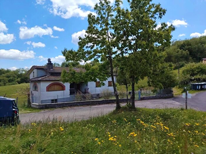 Casa con 5 locali in vendita in Via Bonacca San Benedetto Val di Sambro, San Benedetto Val Di Sambro