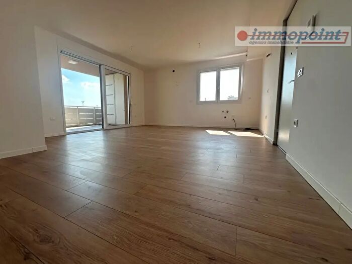 Appartamento con 5 locali in affitto in Via Gaidon, Cassola