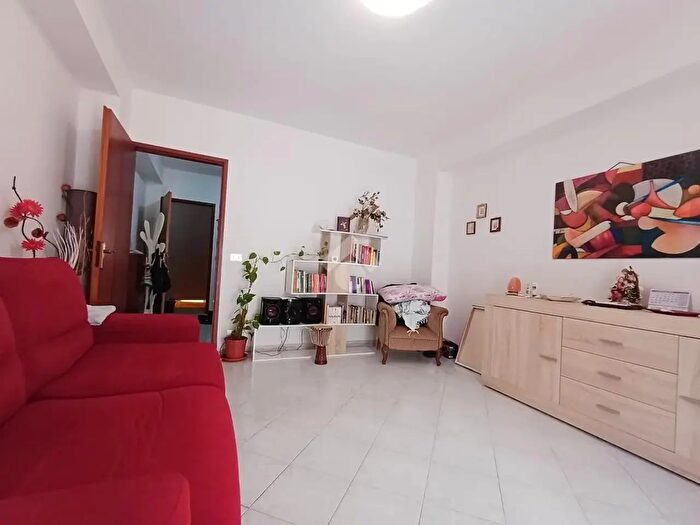 Casa quadrilocale in vendita in Via Costantino, Castellammare Del Golfo