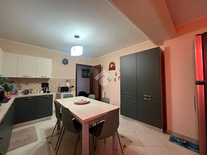 Appartamento trilocale in vendita in Via Reggio Campi II Tronco, Reggio Calabria