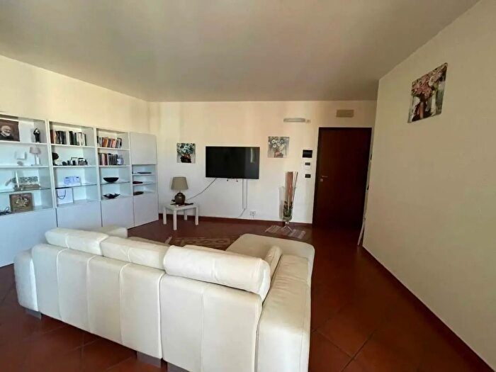 Appartamento bilocale in vendita in Via Perrino, Brindisi