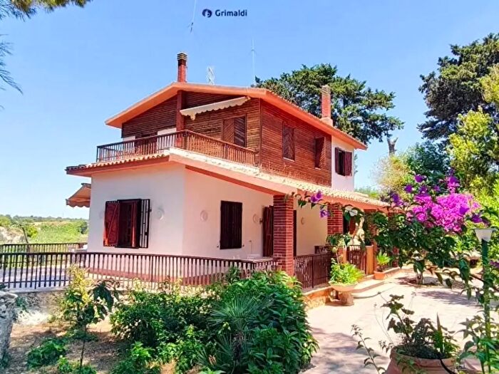 Casa con 5 locali in vendita in Via Latomie, Mazara Del Vallo