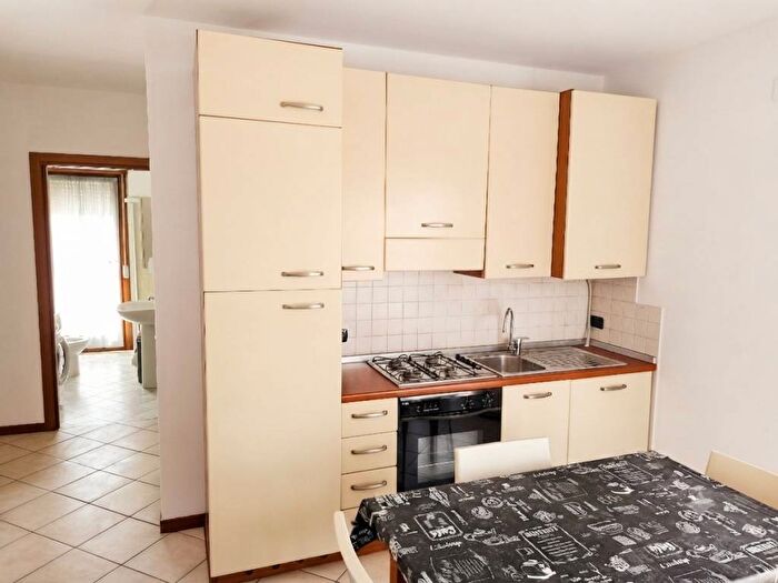 Appartamento bilocale in affitto in Via delle Polidore, Borgo Roma, Verona