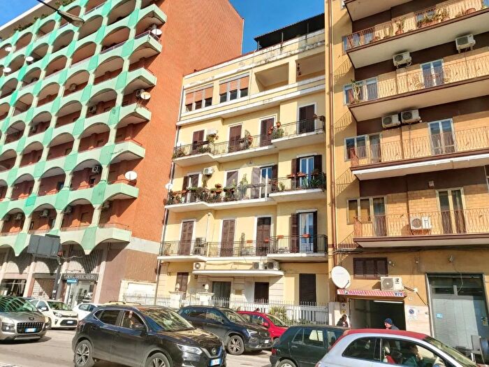 Appartamento trilocale in vendita in Viale Virgilio, Taranto