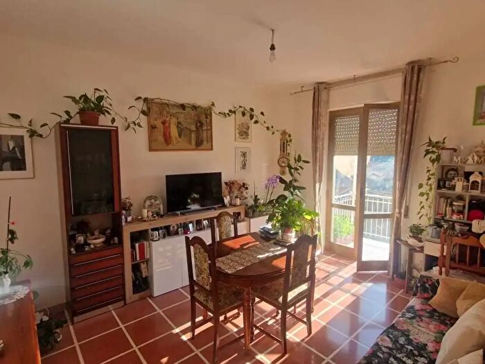 Appartamento con 5 locali in vendita in Via Sacchetti, Perugia