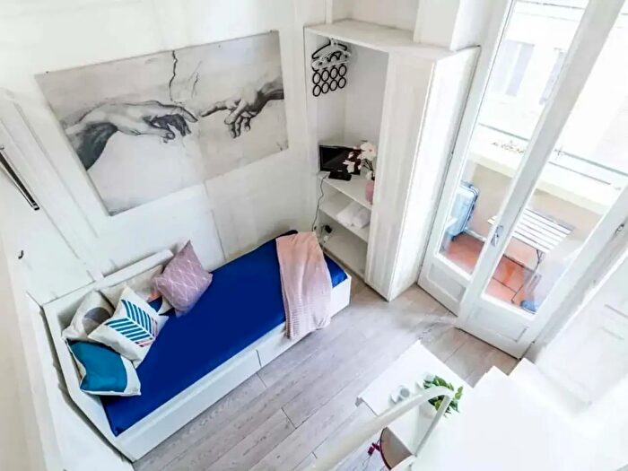 Appartamento monolocale in affitto in Galleria Unione, Milano