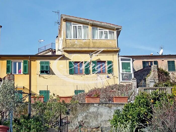 Appartamento con 5 locali in vendita in Pugliola, Lerici