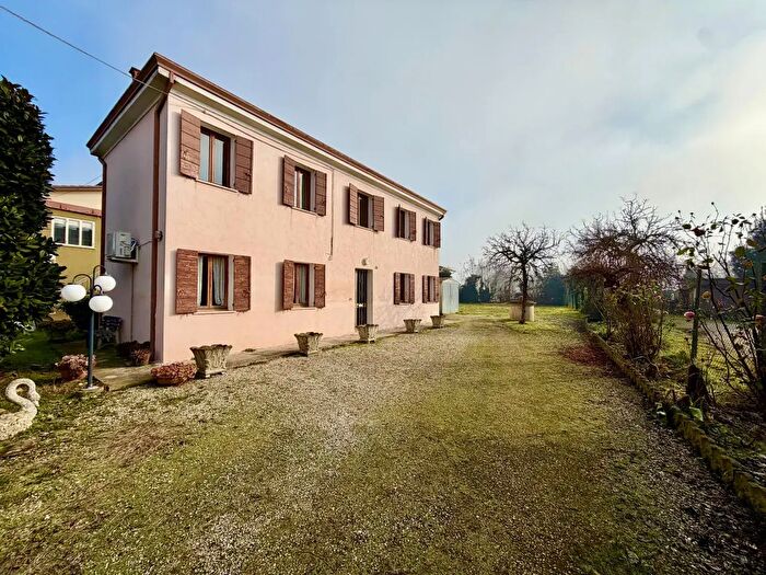 Casa trilocale in vendita in Via Roma, Ponso