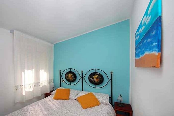 Appartamento trilocale in affitto in Contrada Petraria, Santo Stefano di Camastra