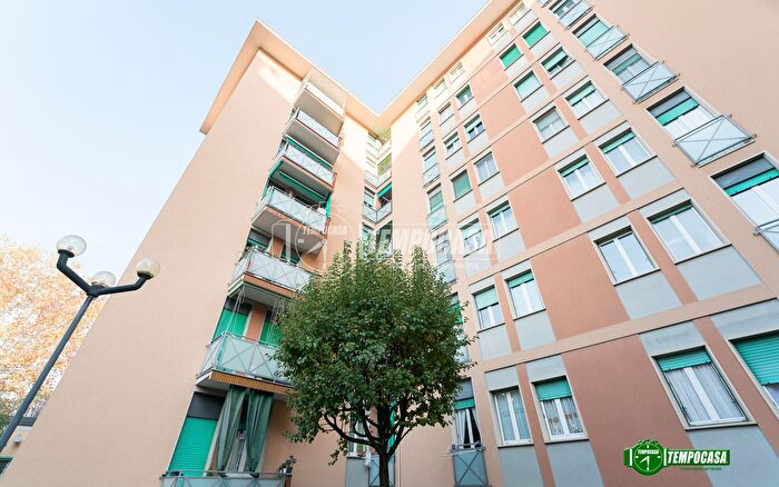 Appartamento trilocale in vendita in Via Giovanni Terruggia, Milano