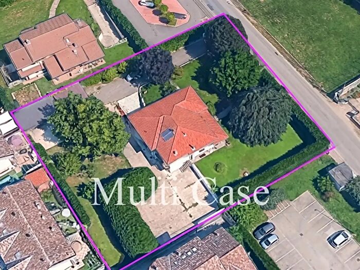 Case in Vendita e in Affitto - 2
