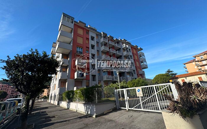 Appartamento bilocale in vendita in Via dei Mille, Andora