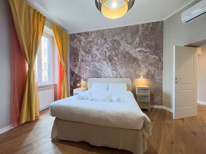 Appartamento trilocale in affitto in Piazza Tommaso de Cristoforis, Casal Bertone, Roma