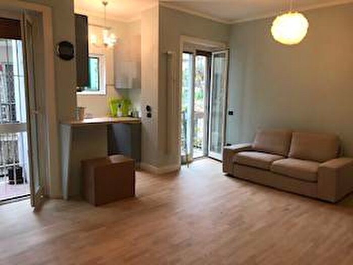 Appartamento monolocale in affitto in Via Luigi Canonica, Arena, Milano