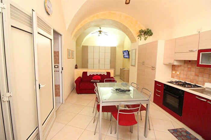 Appartamento bilocale in vendita in Via Conte Alaimo, Lentini