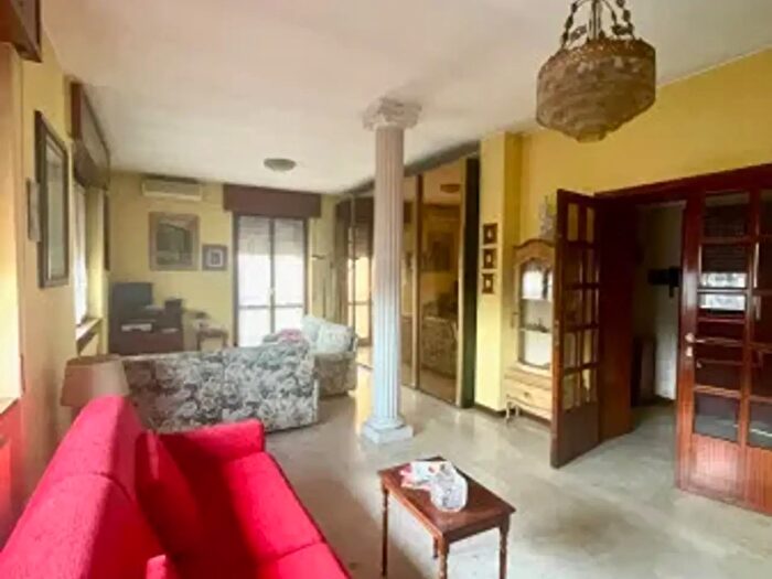 Appartamento trilocale in vendita in Via Benedetto Diotti, Milano