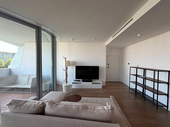 Appartamento quadrilocale in affitto in Via Senofonte, City Life, Milano