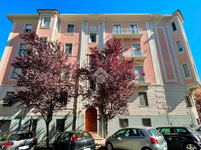 Appartamento trilocale in vendita in Via Calabria, Cosenza