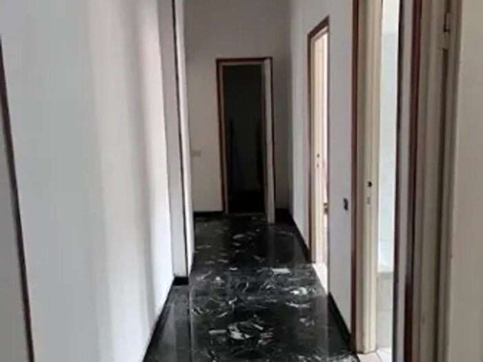 Appartamento quadrilocale in vendita in Corso Montebello, Tortona