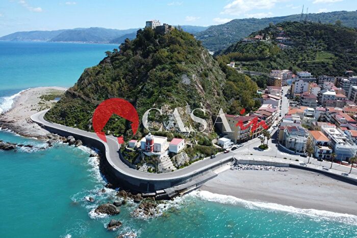 Appartamento con 5 locali in vendita in Via Libertà, Capo DOrlando