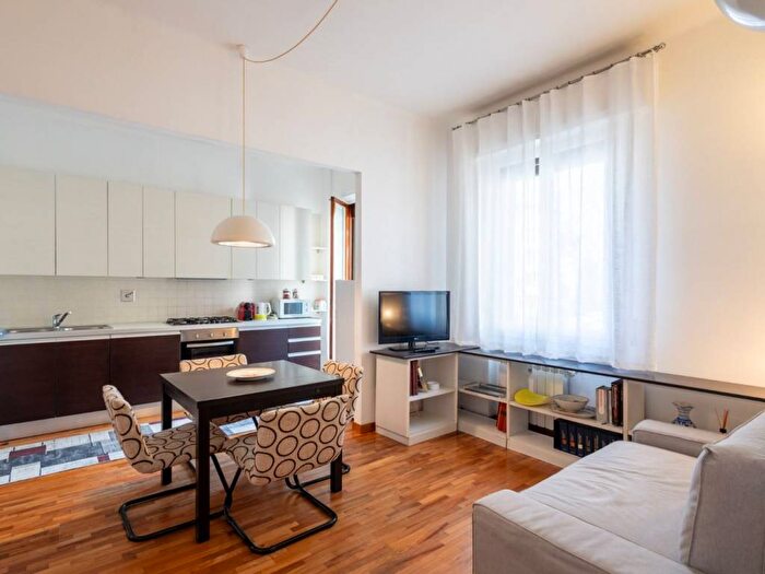 Appartamento quadrilocale in affitto in Via Cosseria, Leopoldo Vittorio Emanuele Statuto, Firenze