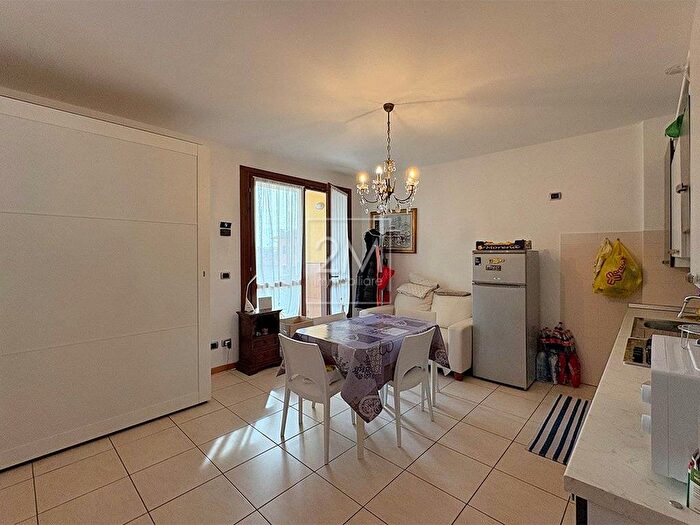 Appartamento monolocale in affitto in Via Tione, Villafranca di Verona