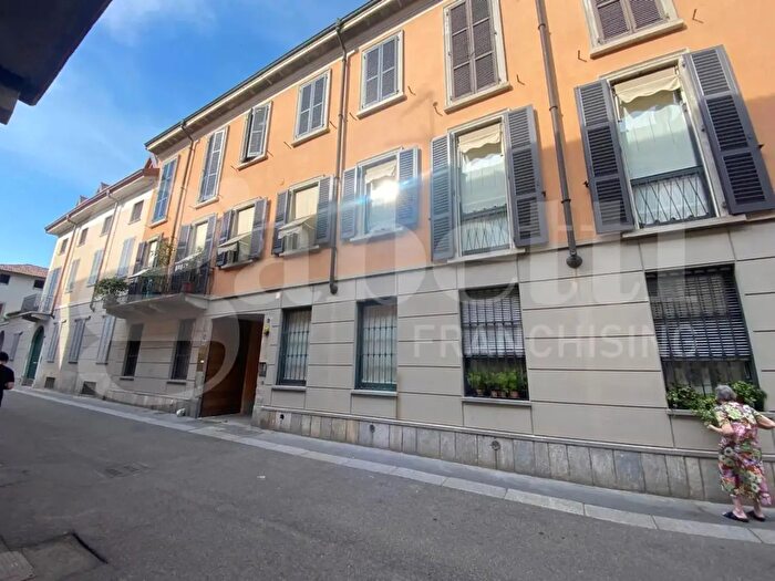 Appartamento trilocale in vendita in Via Castelfidardo, Lodi