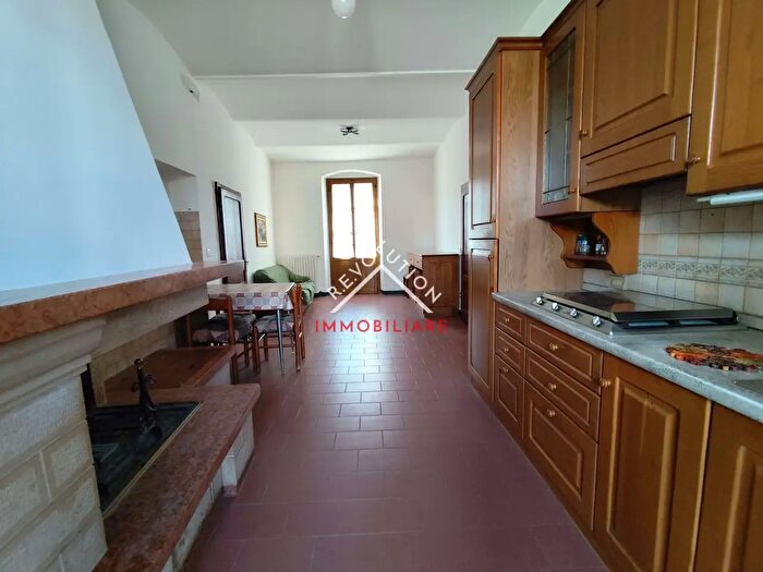 Appartamento con 6 locali in vendita in Via Centrale, San Giustino