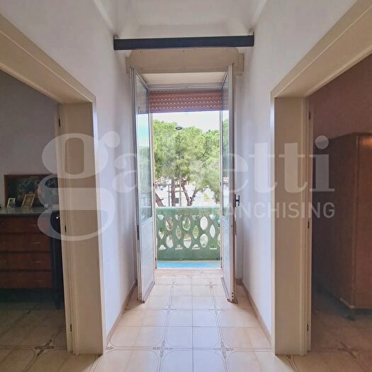 Appartamento trilocale in vendita in Via Messapica, Ugento