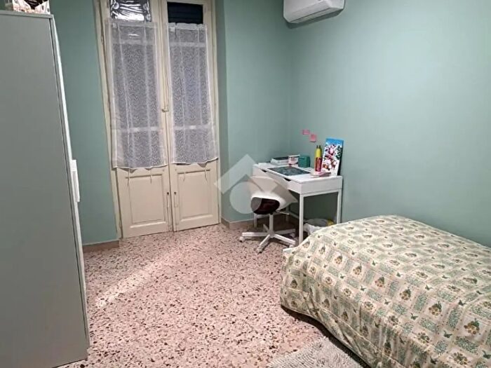 Appartamento trilocale in affitto in Via Filippo Corazza, Palermo