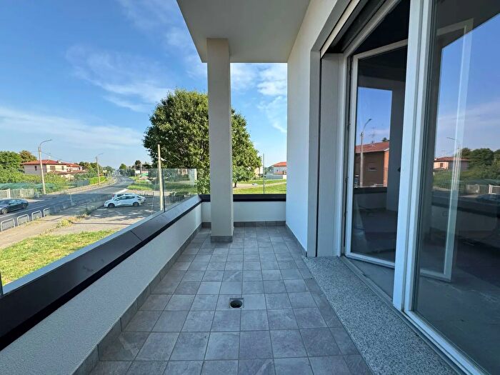 Appartamento trilocale in affitto in Via XXV Aprile, Guanzate
