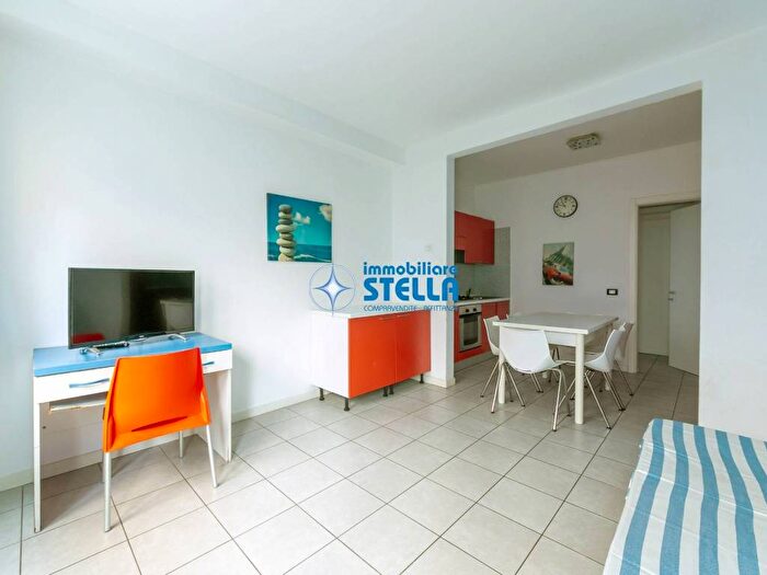 Appartamento bilocale in affitto in Via Ippolito Nievo, Lido Centro Ovest, Jesolo