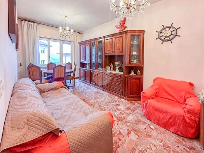 Appartamento trilocale in vendita in Via S Venanzio, Teramo