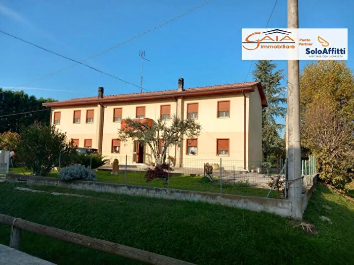 Casa con 7 locali in vendita in Lendinara