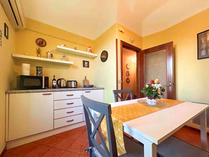 Appartamento trilocale in affitto in Centro Storico, San Miniato