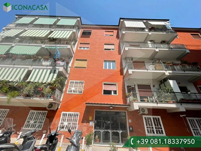 Appartamento bilocale in vendita in Via Poggio dei Mari, Napoli