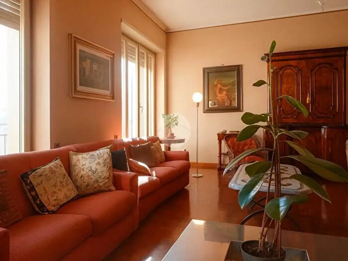 Appartamento quadrilocale in vendita in Largo Elia Passavanti, Terni