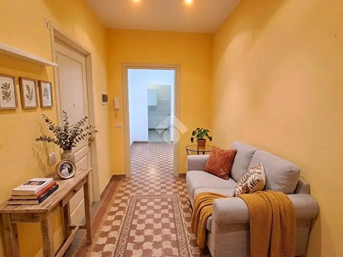 Appartamento quadrilocale in vendita in Via Roggi, Reggio Emilia