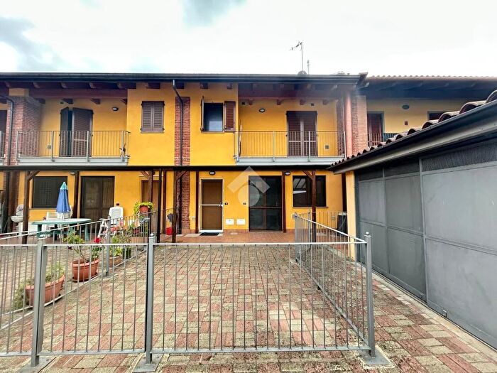 Case in Vendita e in Affitto - 3