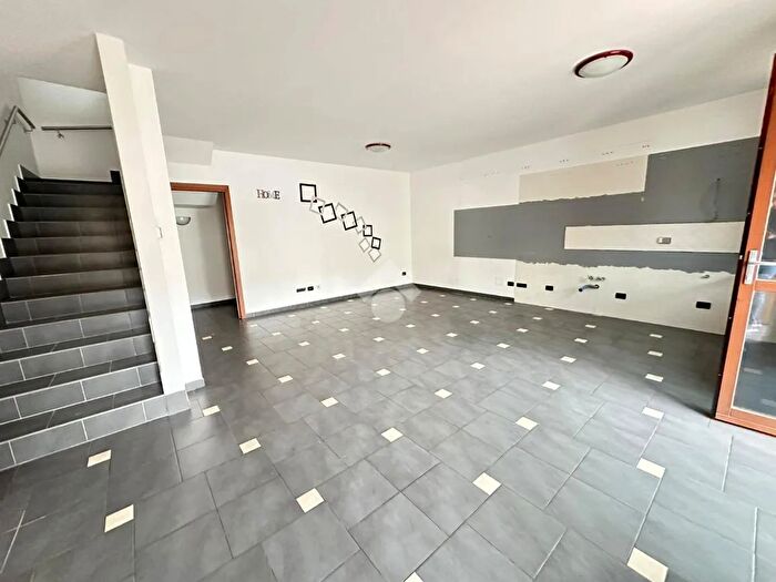 Casa quadrilocale in vendita in Via Antico Filatoio, Collegno