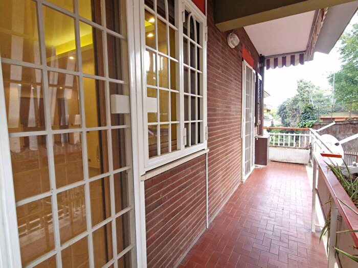 Appartamento trilocale in affitto in Via Brigida Postorino, Frascati